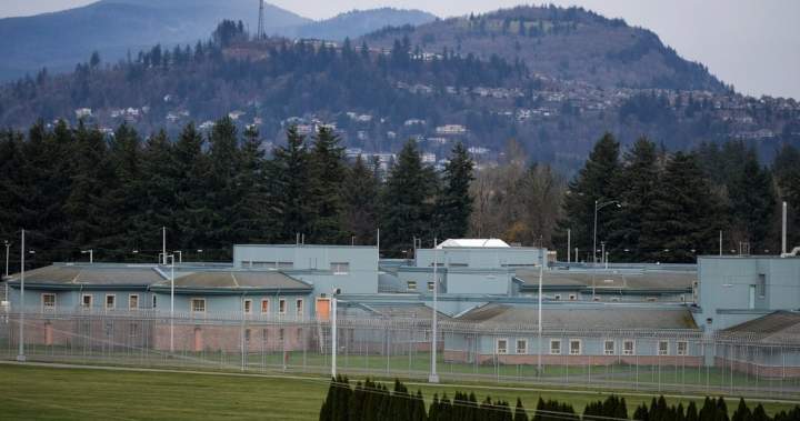 Federal prisons ill-equipped for long-term mental health care: watchdog – National