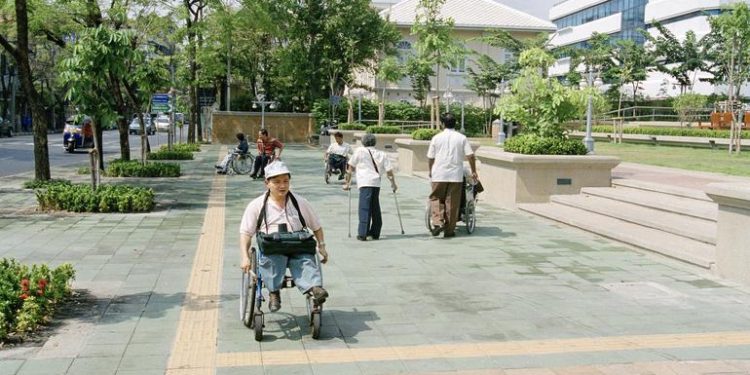 Doha summit ends with call to turn social pledges into action