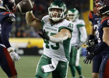 Roughriders beat Alouettes 25-17 to give MVP Trevor Harris his first Grey Cup as a starter – Winnipeg