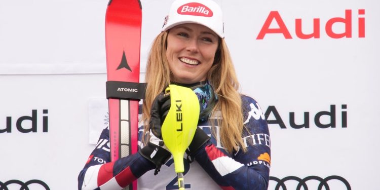 Mikaela Shiffrin wins slalom in World Cup opener