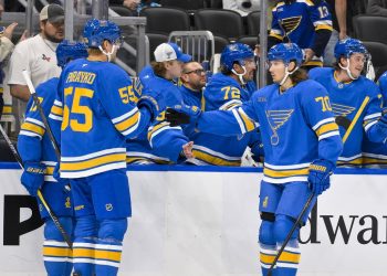 Blues finding right fourth-line mix as streaking Flyers visit