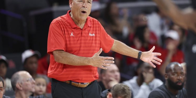 No. 1 Houston braces for stern test from No. 22 Auburn