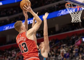 Bulls look to snap losing skid against Jazz