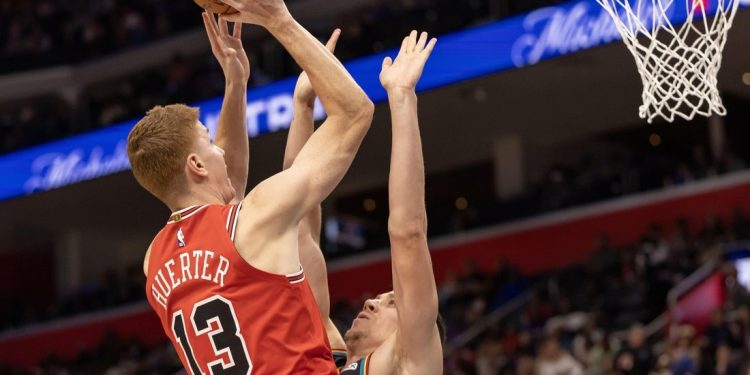 Bulls look to snap losing skid against Jazz
