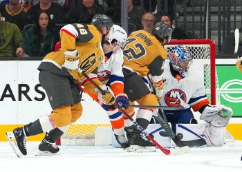 Jean-Gabriel Pageau’s short-handed OT goal lifts Isles over Knights