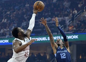 Cavaliers overcome second-half deficit, top Grizzlies after Ja Morant’s exit