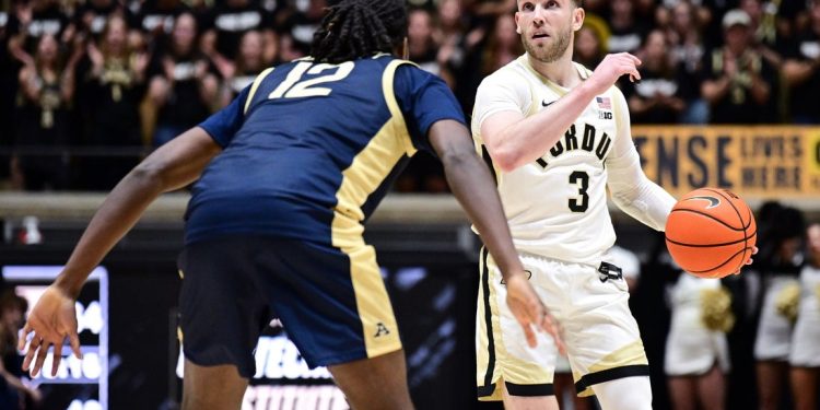 No trap game for No. 2 Purdue in rout of Akron