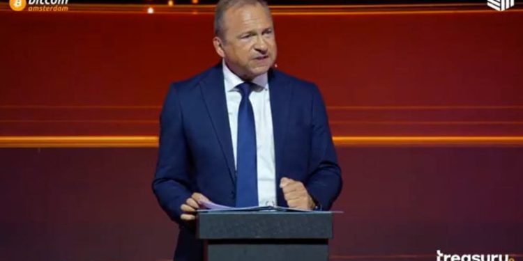 Luxembourg’s finance minister says state fund allocates its assets only to Bitcoin