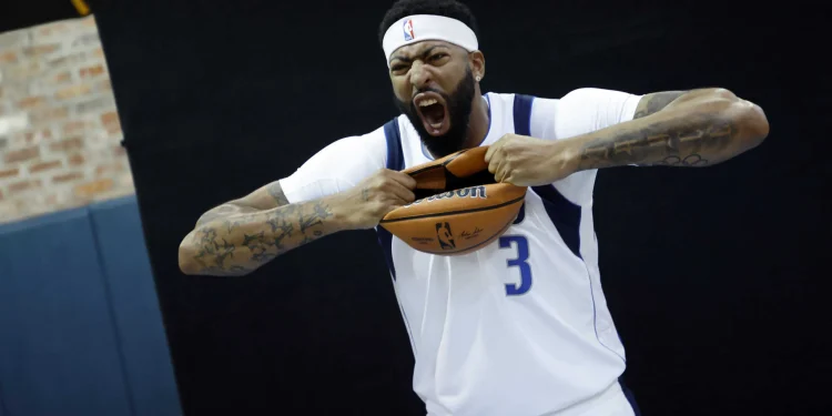 Analyst Names Potential Trade Suitor For Anthony Davis