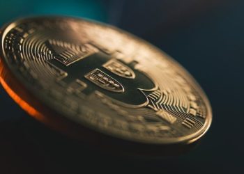 Peter Schiff Polls Bitcoin Holders: How Far Must BTC Drop Before They Admit He Was ‘Right’