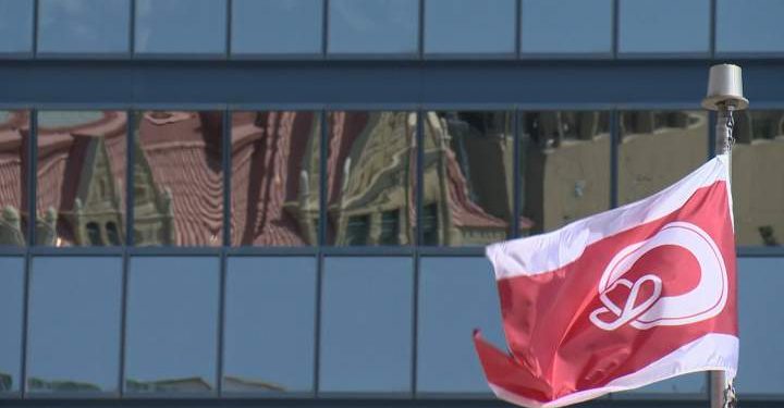 Council quashes debate on banning national flag-raising ceremonies at Calgary city hall – Calgary