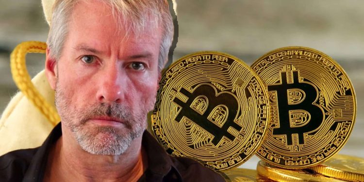 MSTR Stock Slips Below BTC