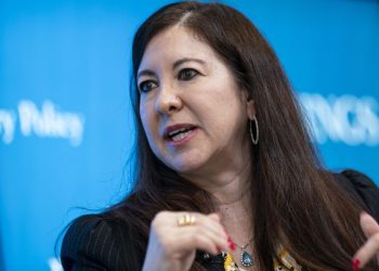 Ex-Fed Governor Kugler quit after more trading violations