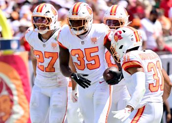 Stats Show How Jamel Dean Is Dominating Top NFL CBs