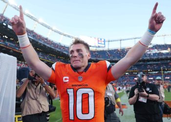 Bo Nix Reveals How He Handles Criticism On Social Media