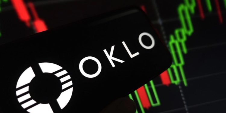 OKLO Stock Rebound Ahead? Analysts See Upside to $175