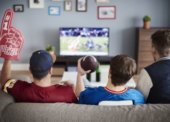 3 Thanksgiving Stocks to Watch This Year