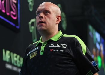 Grand Slam of Darts: Michael van Gerwen stunned by Danny Noppert after Luke Littler cruises into quarter-finals to set up Josh Rock clash | Darts News