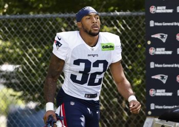 Former Teammate Makes Big Prediction About TreVeyon Henderson