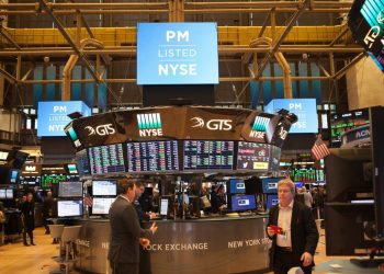 Stock Market Today: Nasdaq, S&P 500 Futures Down Despite Strong Black Friday Sales — NVIDIA MongoDB, Crowdstrike And Salesforce In Focus – Apple (NASDAQ:AAPL)