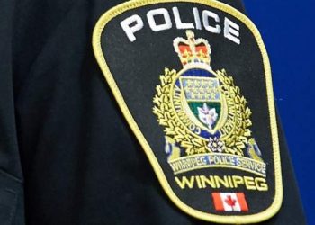 Suspect in fast-food robbery arrested eating burgers, fries on Winnipeg bus: police – Winnipeg