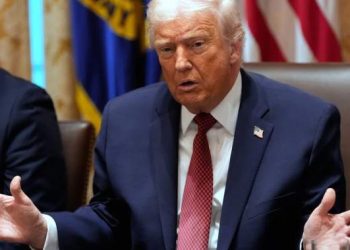 Trump delays increased tariffs on furniture, kitchen cabinets for a year – National