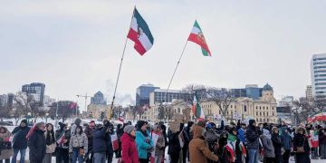 Winnipeggers gather in support of protests in Iran – Winnipeg