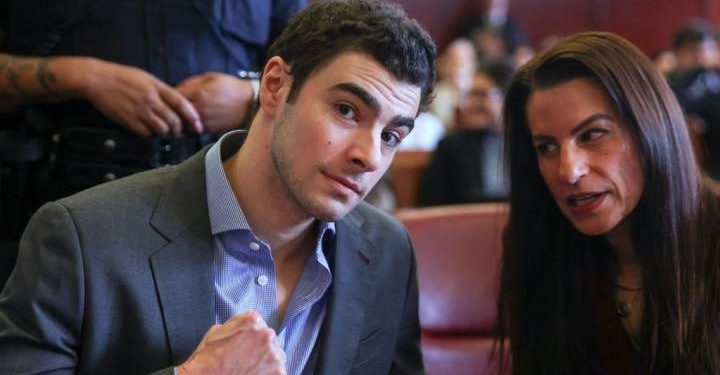 Luigi Mangione speaks out in court in protest of state, federal trials – National