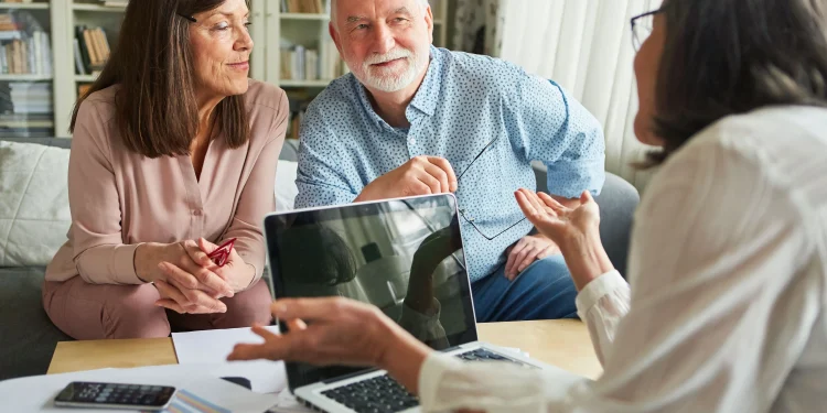 Financial Experts Reveal a Major Mistake Retirees Make