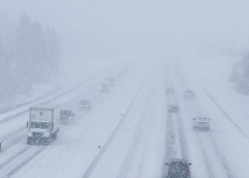 Major winter storm bearing down on northern Ontario, eastern Quebec