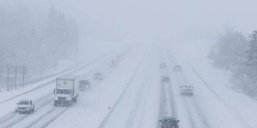 Major winter storm bearing down on northern Ontario, eastern Quebec