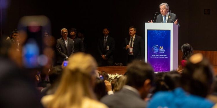 ‘The world is looking to you for clarity’, UN chief tells AI experts