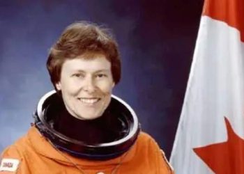 From ‘bird leg syndrome’ to solar storms: Roberta Bondar breaks down Artemis II mission – National