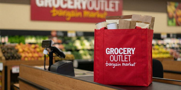 Grocery Outlet Insiders Scooping up Shares at Discount Pricing