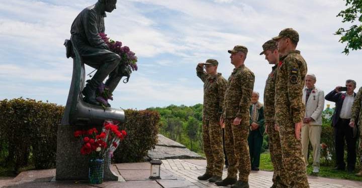 Trump says Ukraine, Russia agree to 3-day ceasefire for Victory Day weekend – National