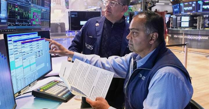 Oil prices rise, U.S. stocks hang near their records as Iran war goes on – National